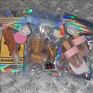 Im selling these home made lip glosses